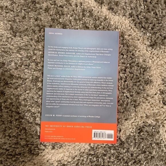 📚 Live and Let Live by Evelyn M. Perry - Picture 5 of 6